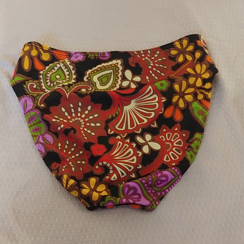 NWOT Victoria's Secret bottoms - Picture 3 of 5